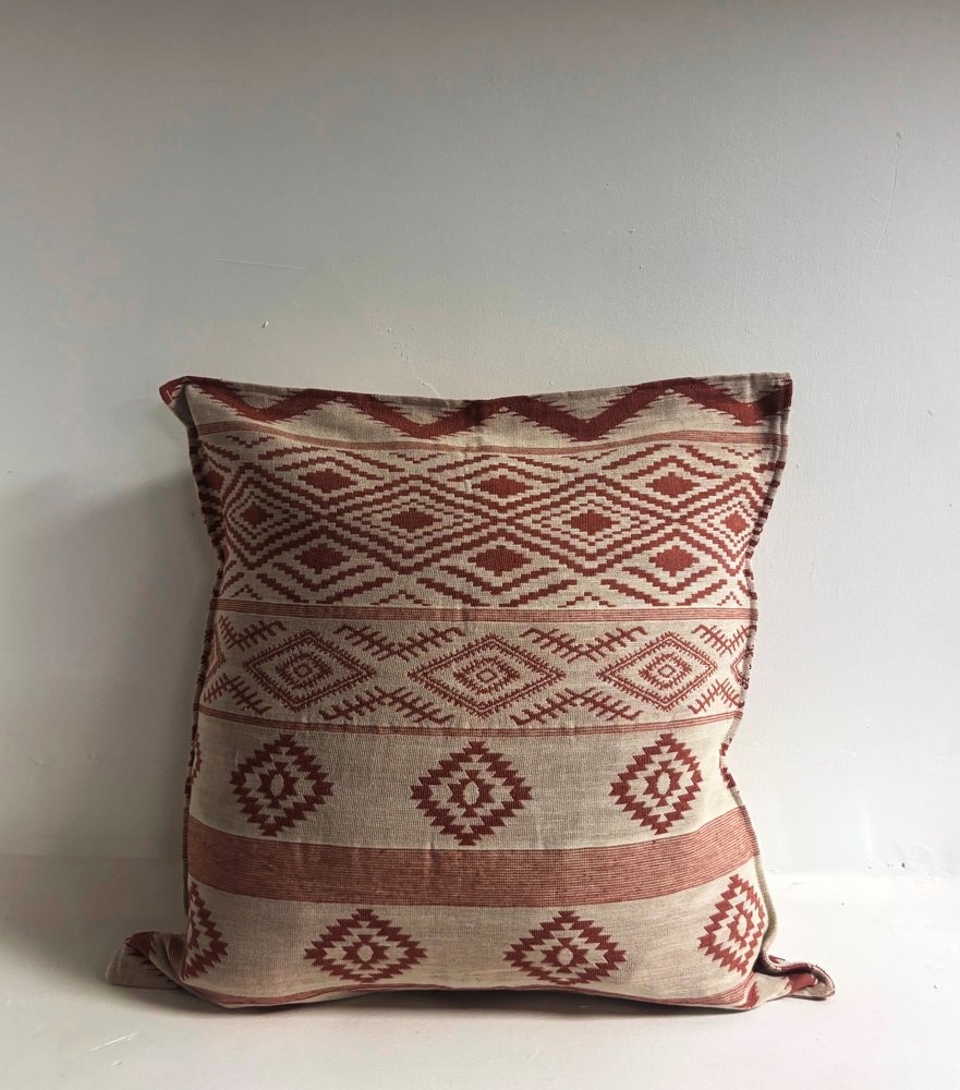 Diamond pattern cushion