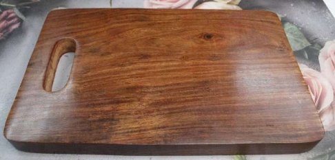 Wooden cutting board